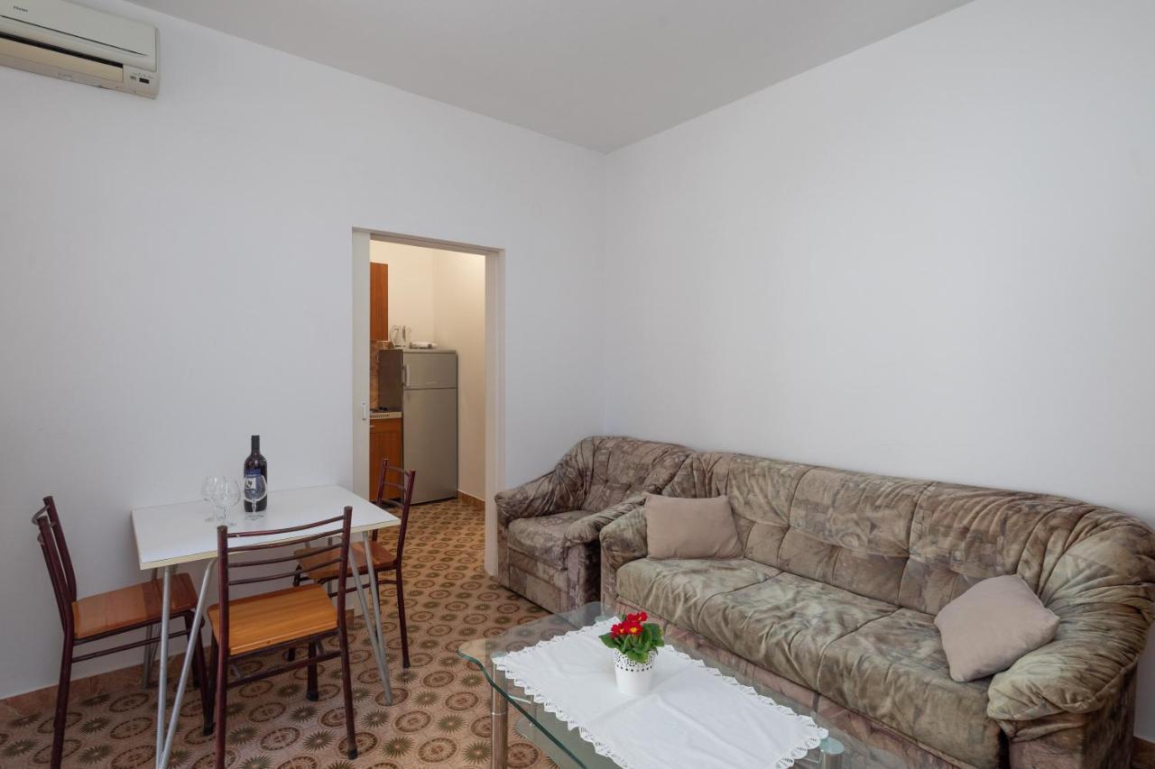 Beach Apartments "Bili Cvitak" Duće 외부 사진